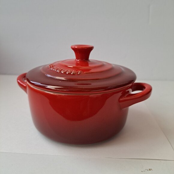 Le Creuset Petite Mini Round Casserole Ramekin Lidded Dish Red - Picture 7 of 12